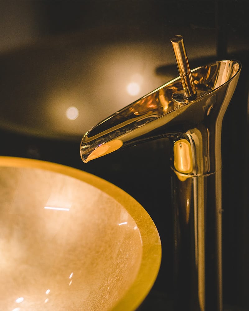 bad-detail-01 Becken Gold